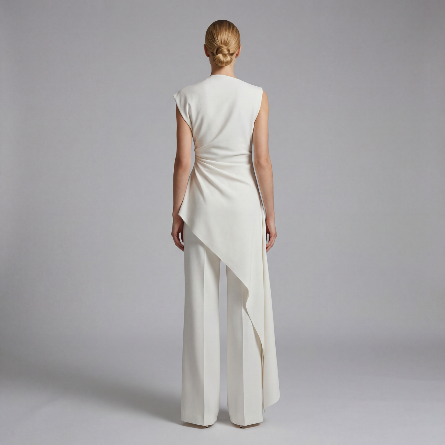 
                  
                    Elina Pants
                  
                